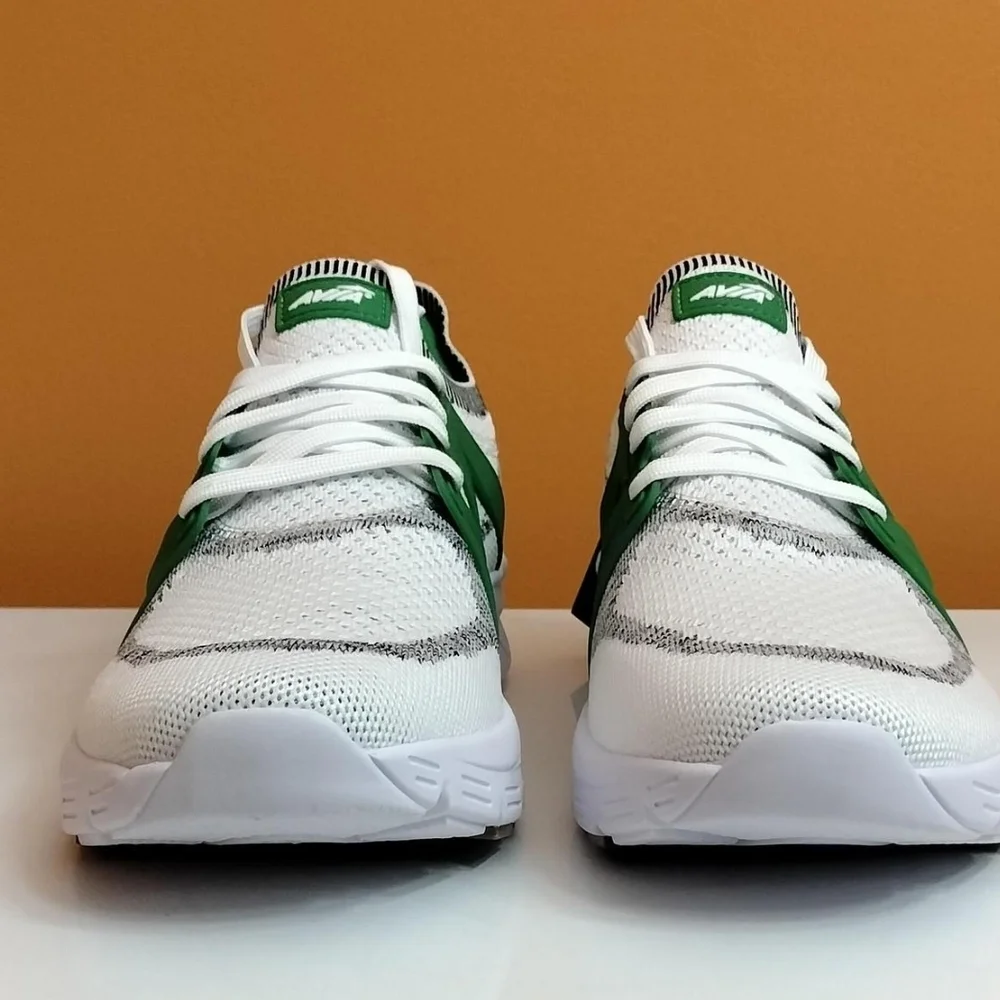 (NWT) Men's Avia Green and White Athletic Sneakers Size 13